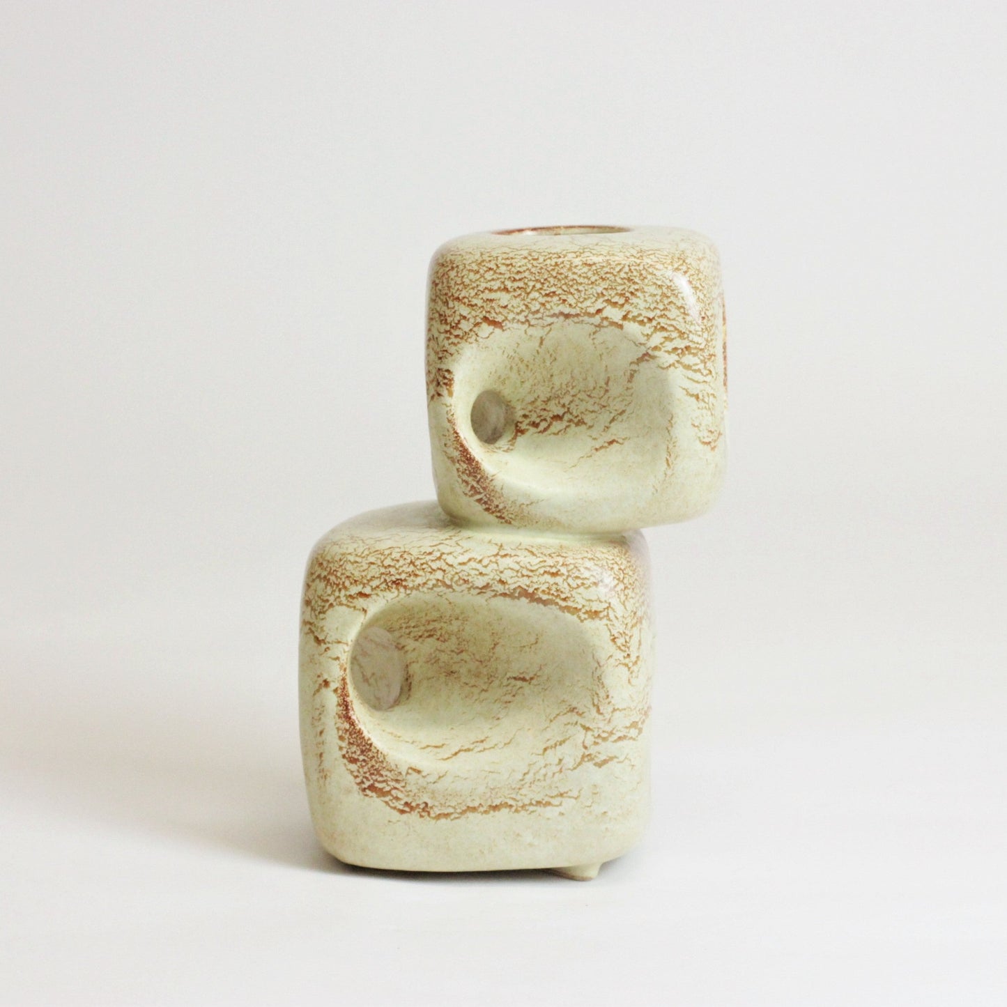 SCULPTURAL CERAMIC VASE III