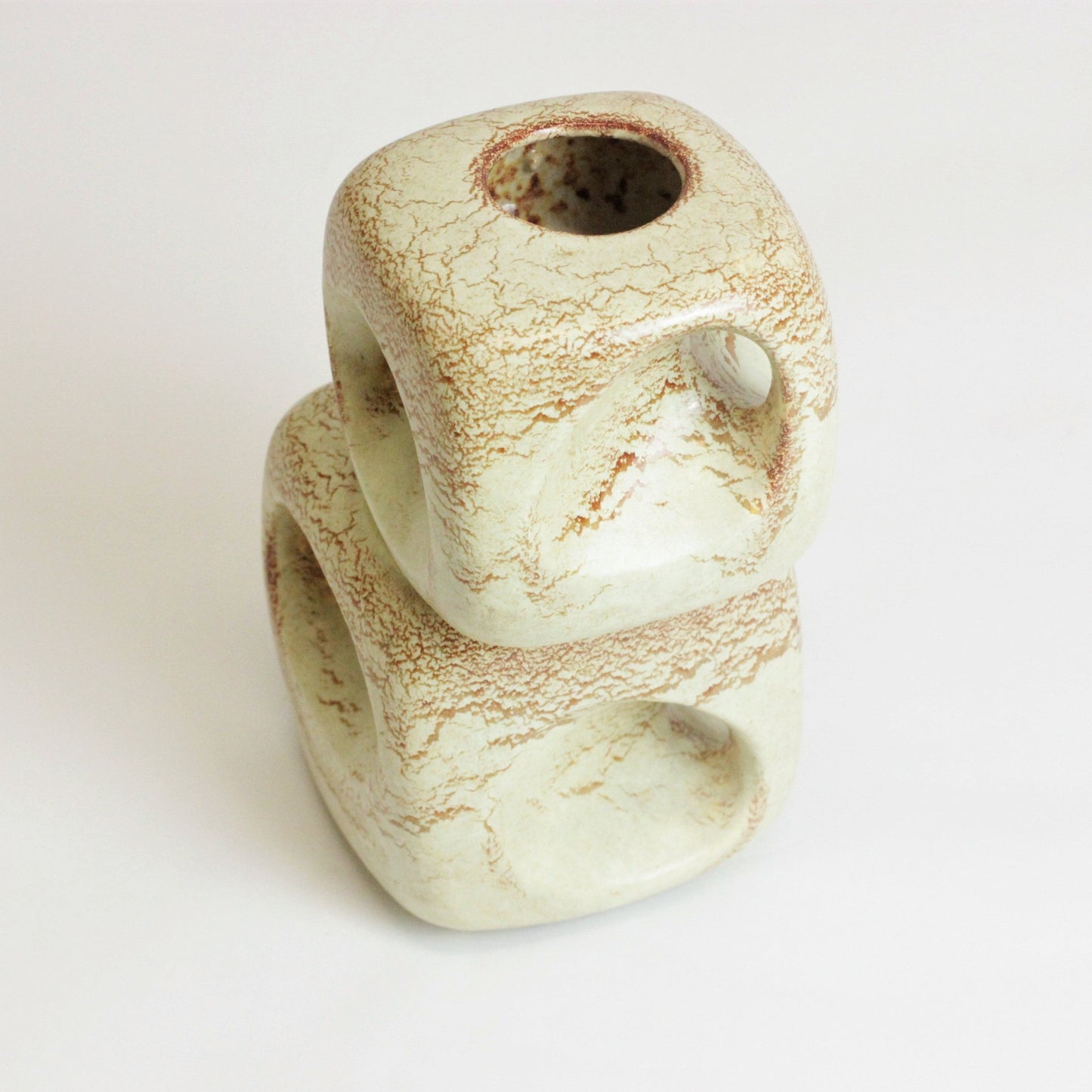 SCULPTURAL CERAMIC VASE III
