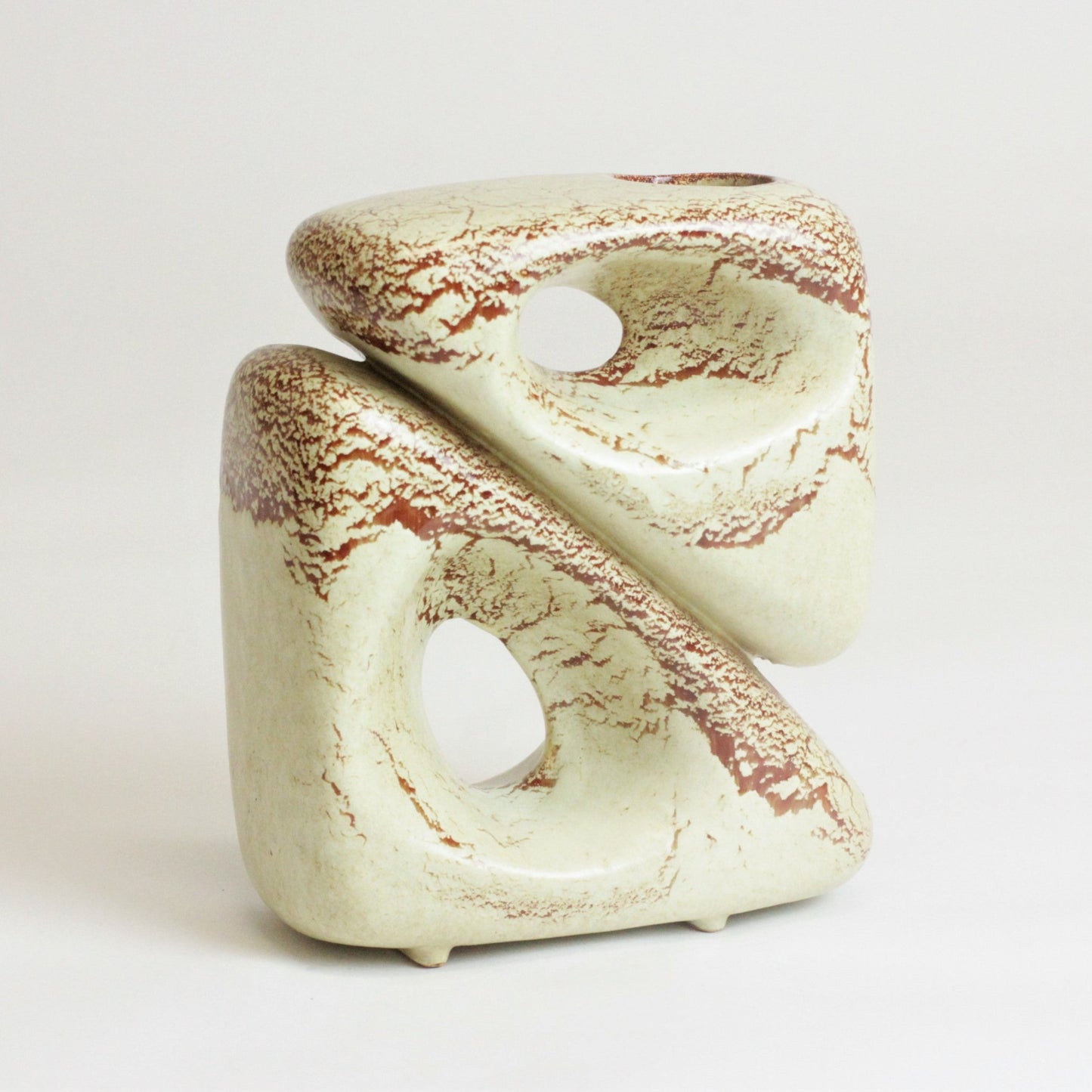 SCULPTURAL CERAMIC VASE II