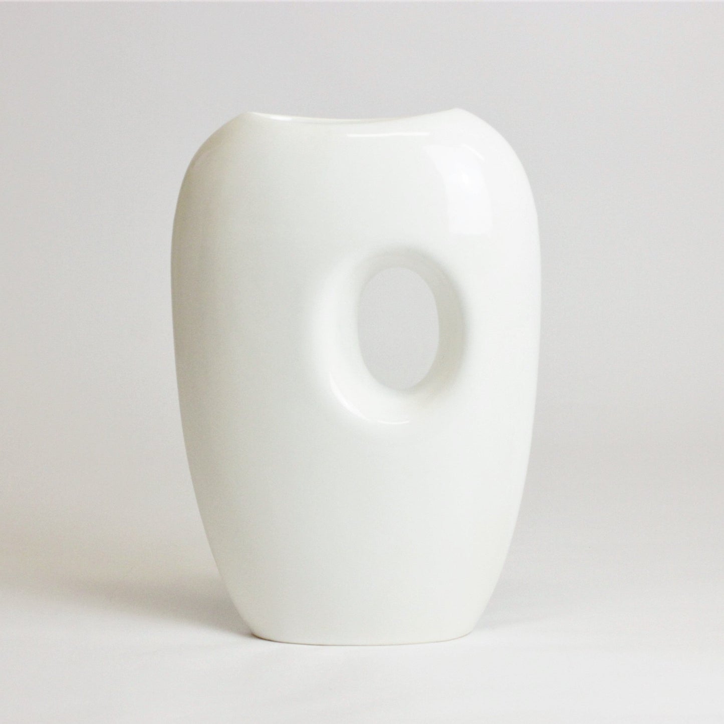 LARGE WHITE ABSTRACT VASE