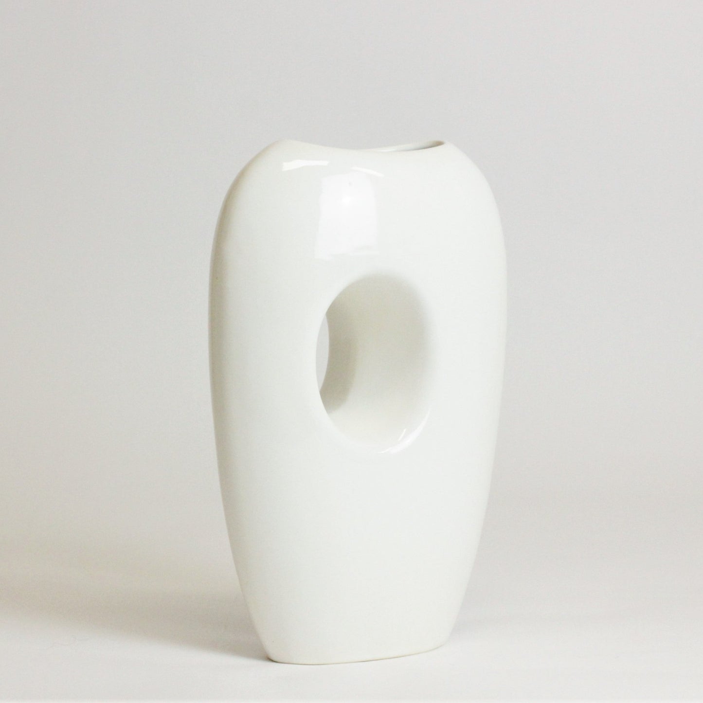 LARGE WHITE ABSTRACT VASE