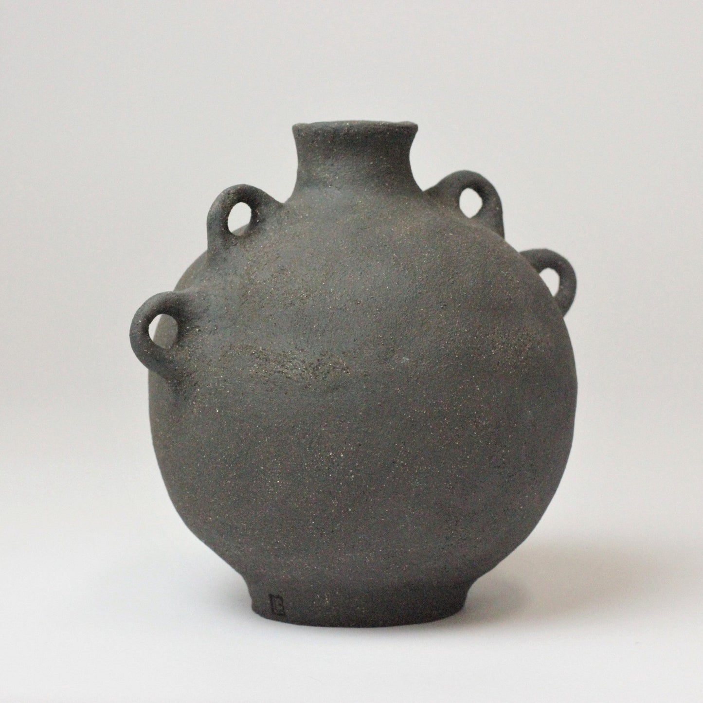 SANDSTONE WAVY HANDLED VASE II