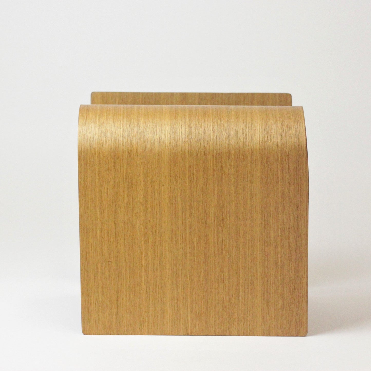 EARLY 2000s CURVED MAGAZINE / BOOK HOLDER