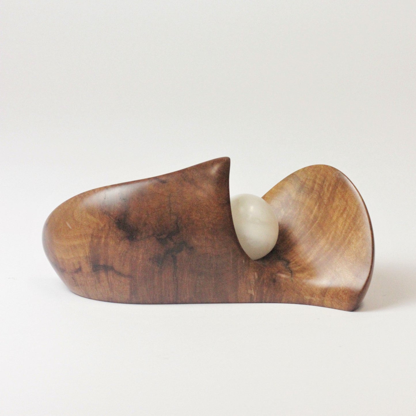 MID-CENTURY ABSTRACT WOODEN SCULPTURE
