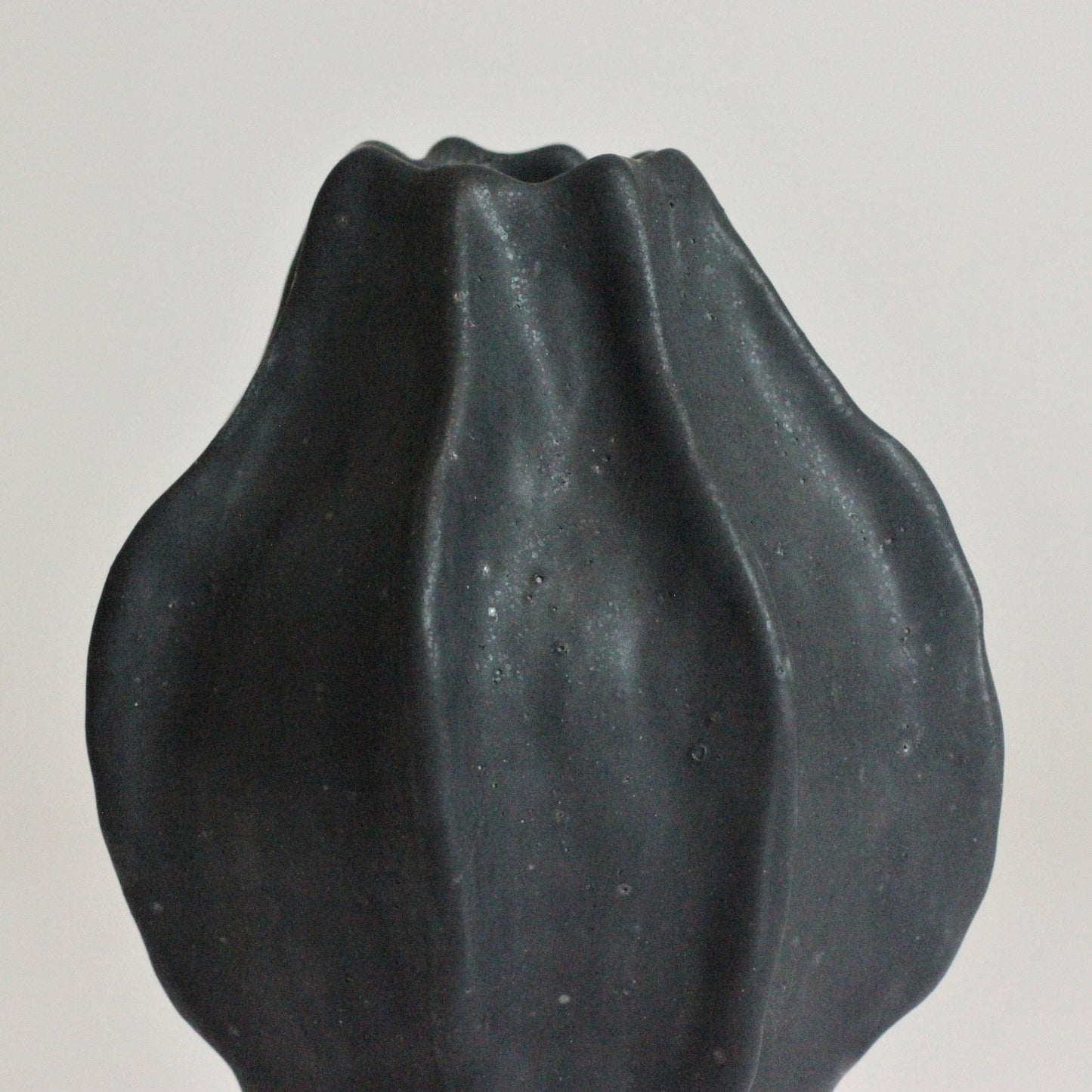 BLACK STONEWARE VASE