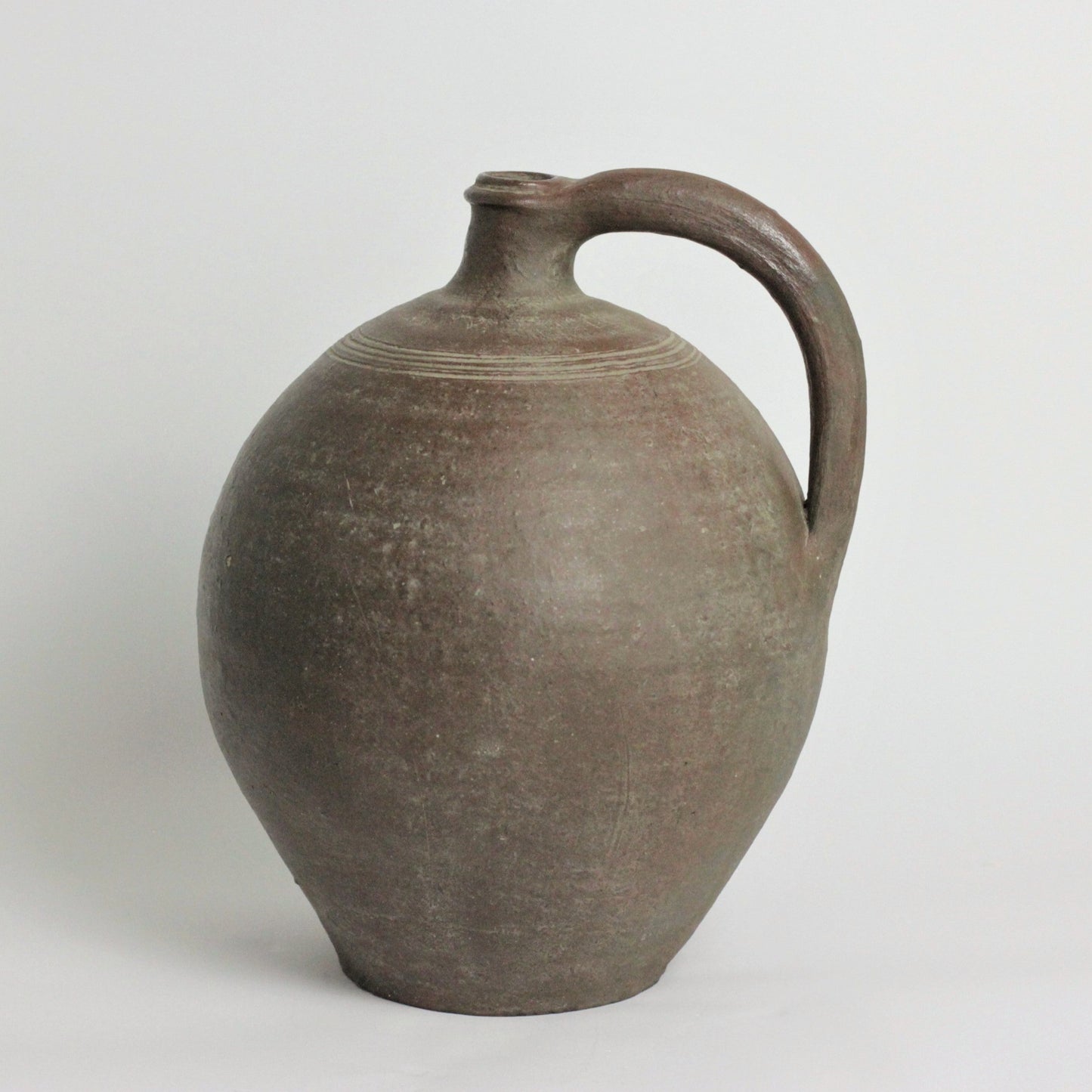 LARGE 19th CENTURY FRENCH POT