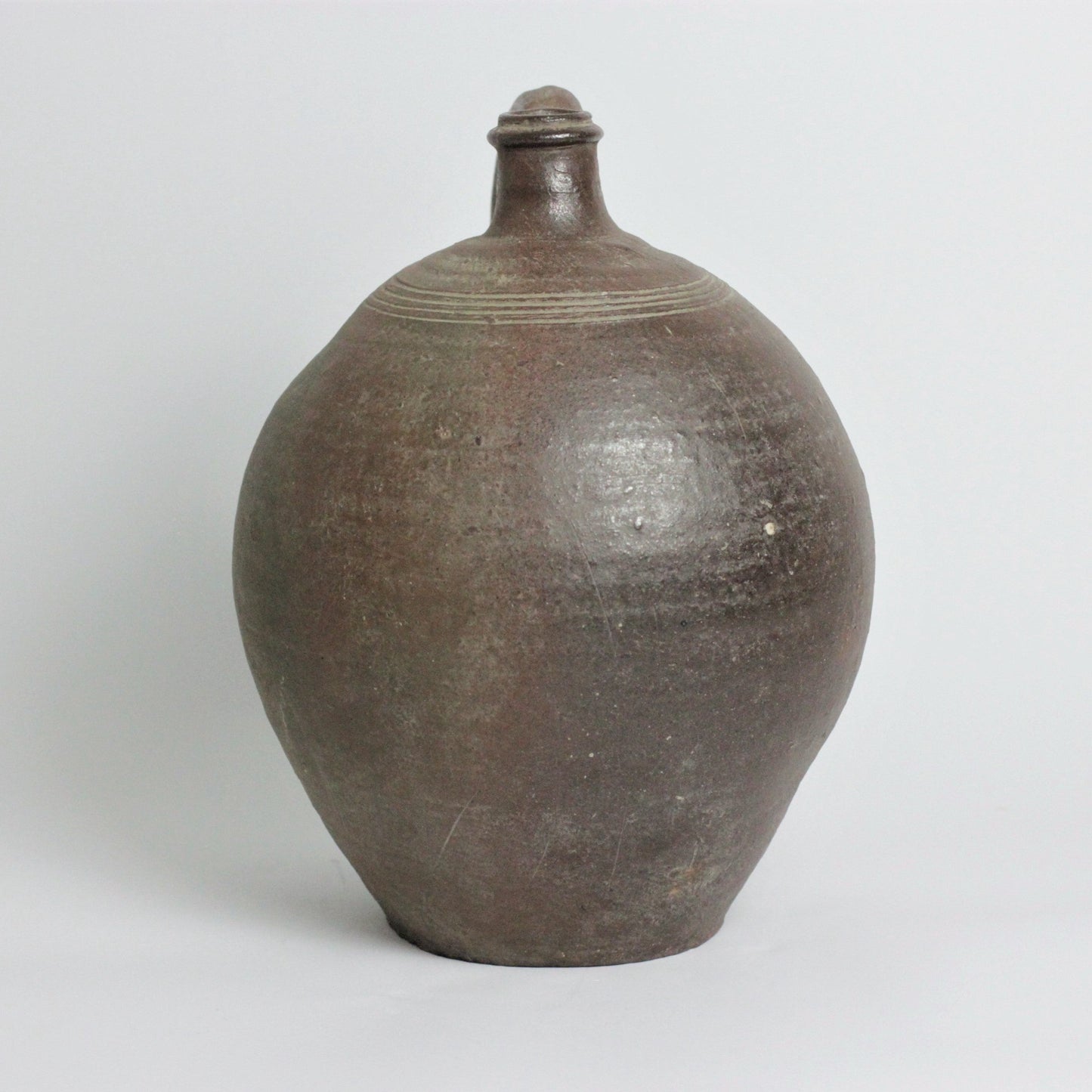 LARGE 19th CENTURY FRENCH POT